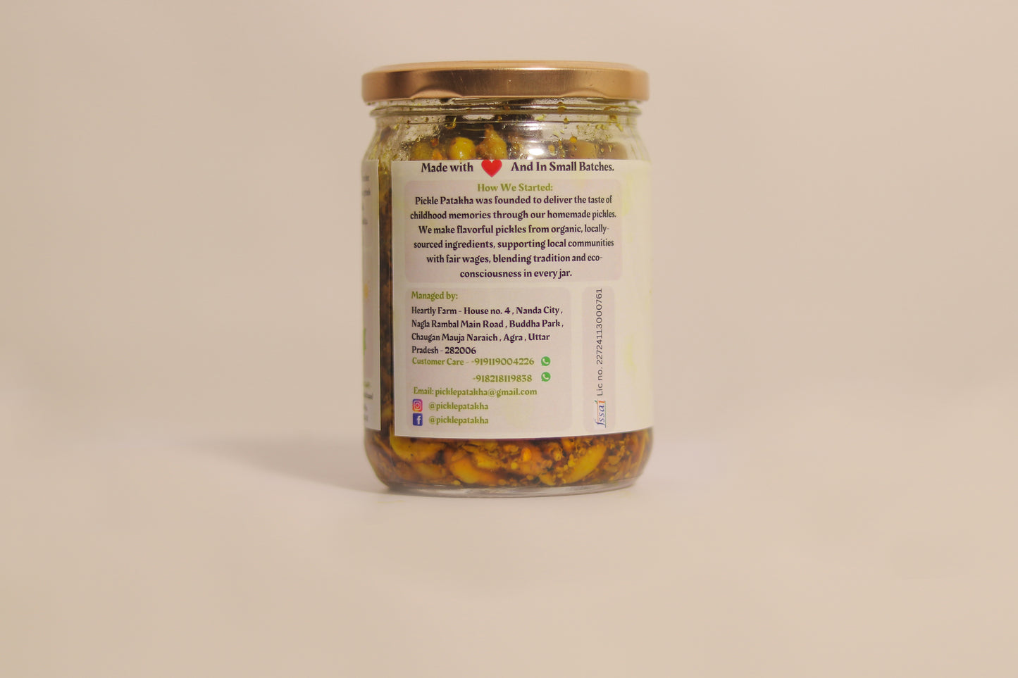 Lajawab Lehsun (Garlic Pickle)
